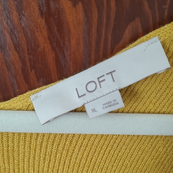 LOFT Yellow and Pink V-Neck Knit Top - Picture 3 of 6